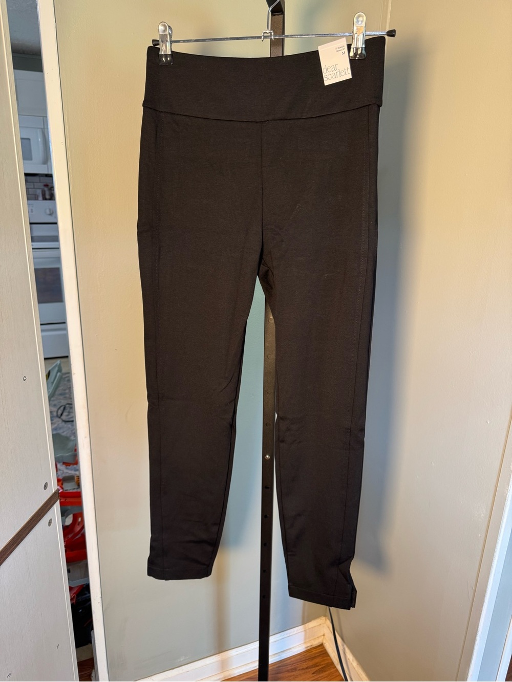 NWT DearScarlett Magic Skinny Straight Leg pant - Picture 2 of 4